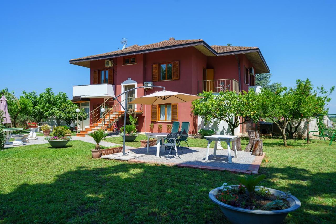 B&B Villa Le Mattine 아그로폴리 외부 사진